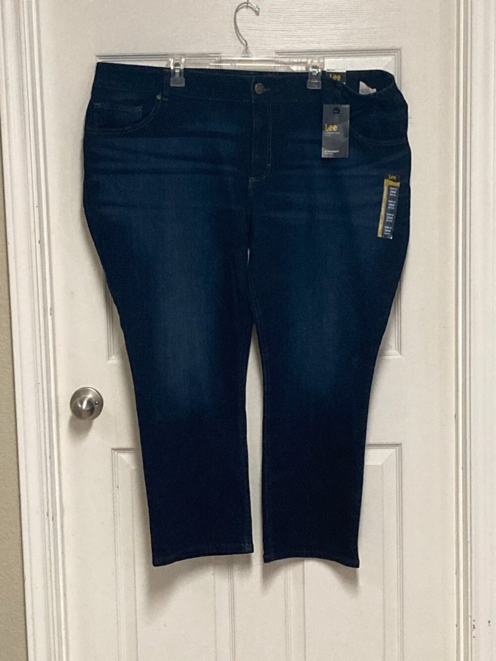 Lee Jeans New With Tags Legendary Plus straight mid rise blue size 26W petite